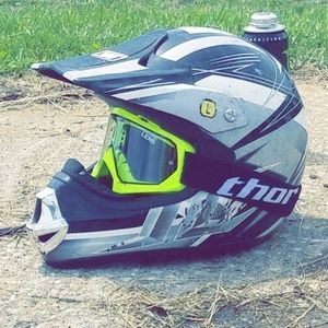 Meet your Posher, Nakia